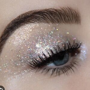 🌟 Medusa Makeup Silver Glitter Gel Pot NWT